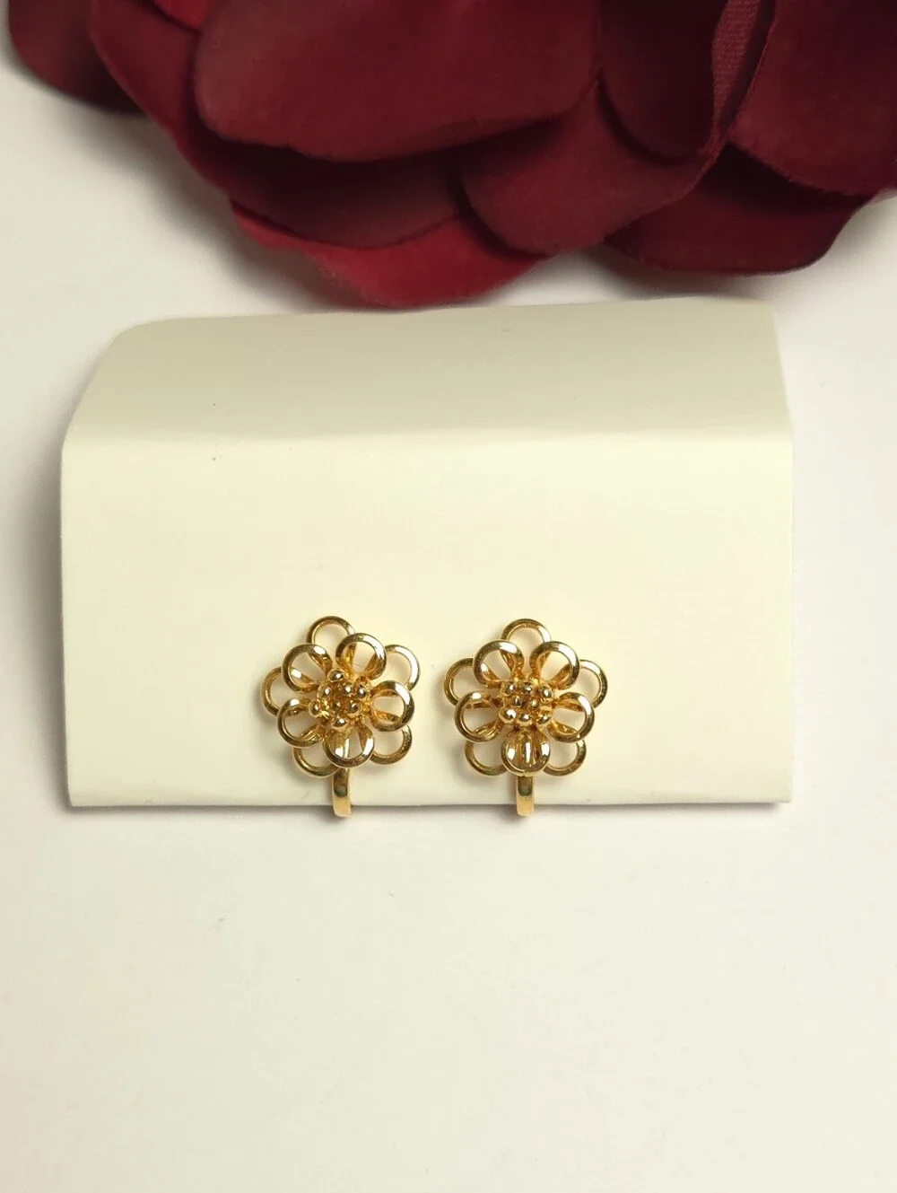 Vintage Gold Plated Open Petal Flower Earrings Clip on Dainty Earrings